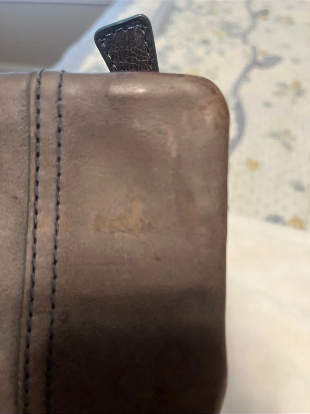 Fossil Distressed Gray/Taupe Leather Zip Wallet for Women